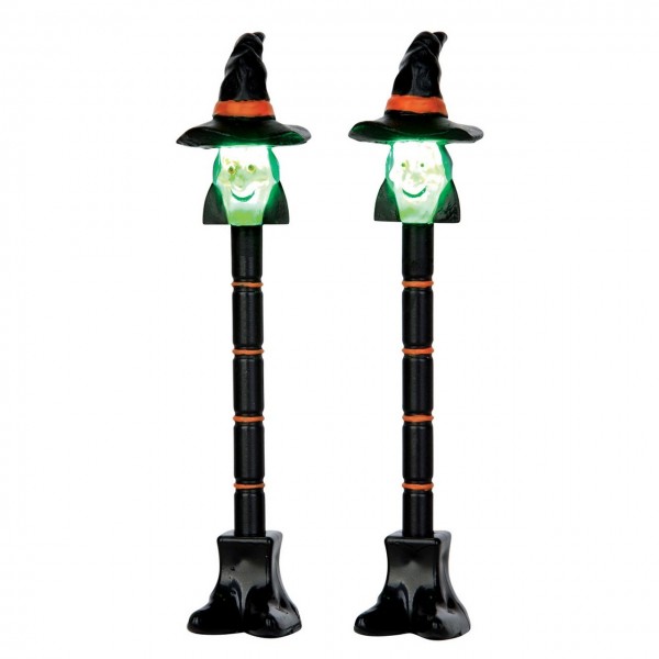 2x Witch Lamp Post